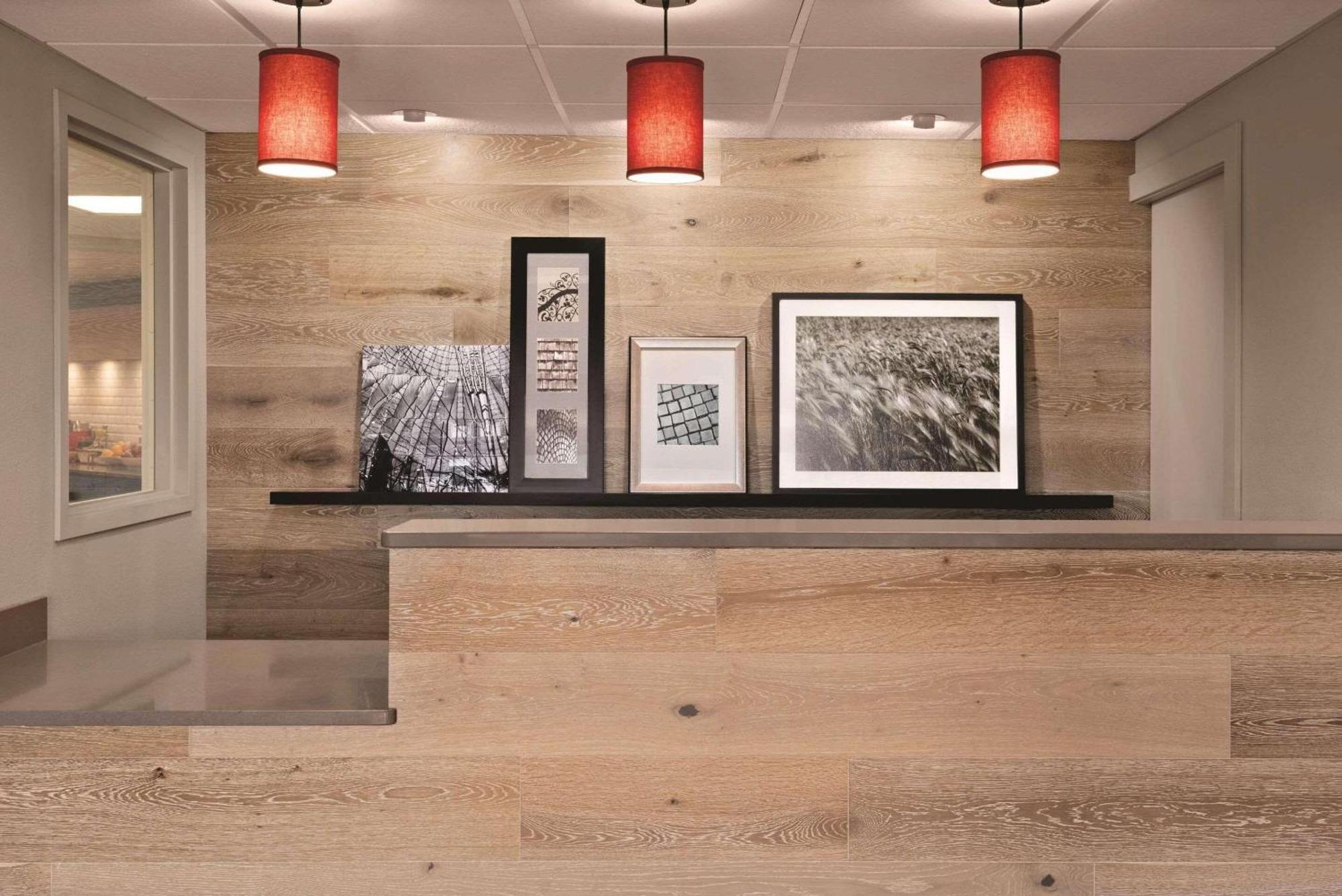 Country Inn & Suites By Radisson, Northfield, Mn מראה חיצוני תמונה