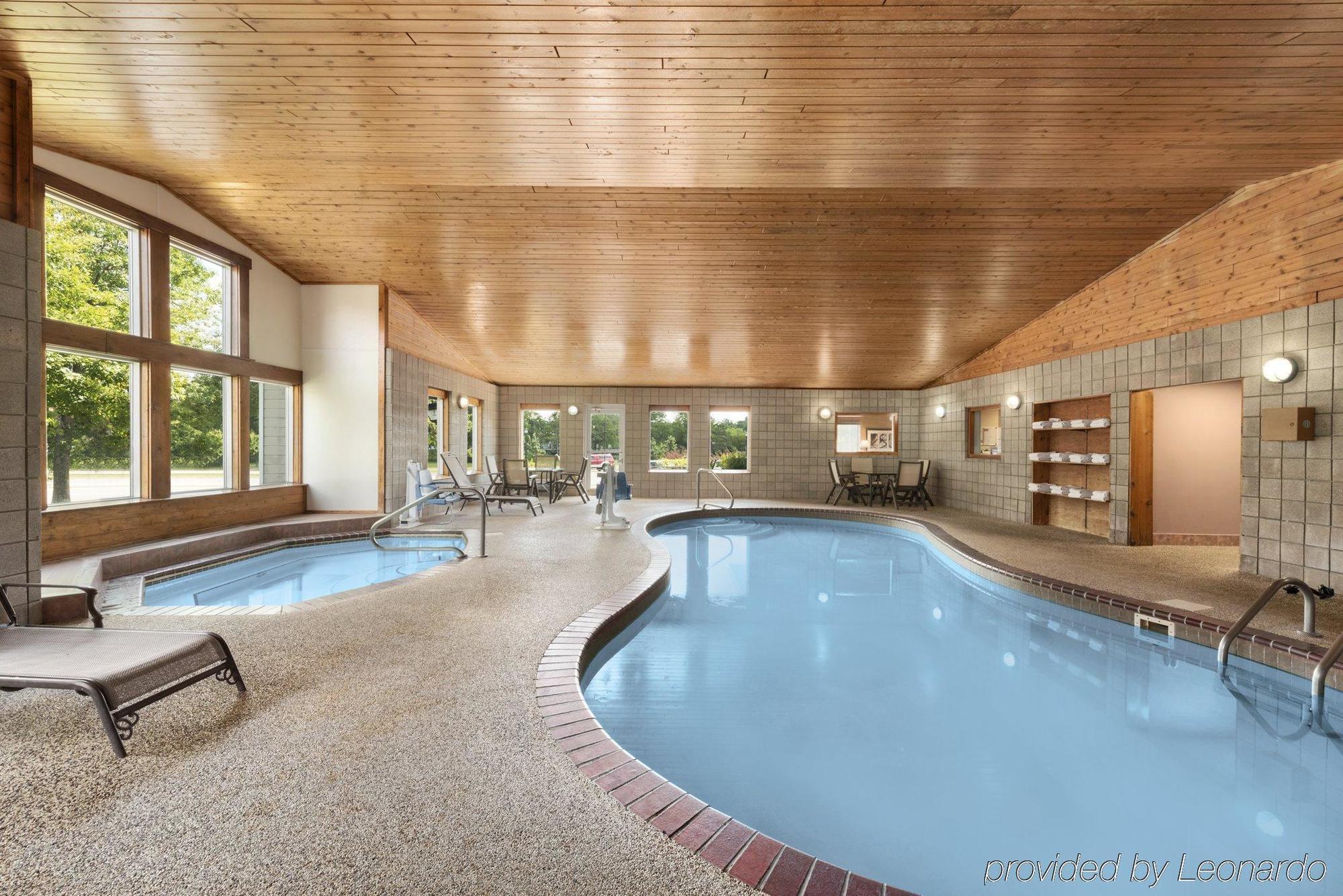 Country Inn & Suites By Radisson, Northfield, Mn מראה חיצוני תמונה